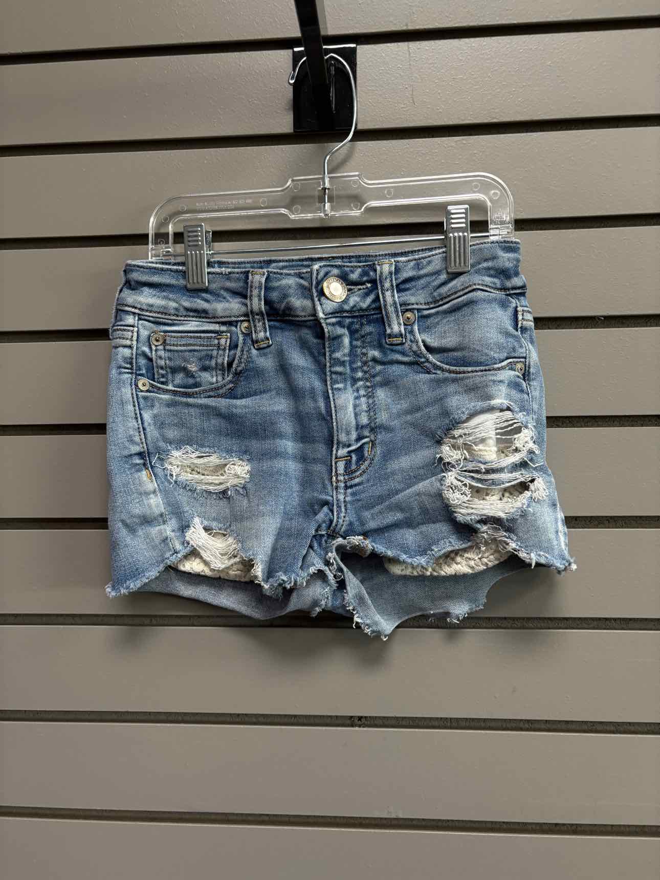 Women's Waist Size 00 American Eagle Light Blue Short