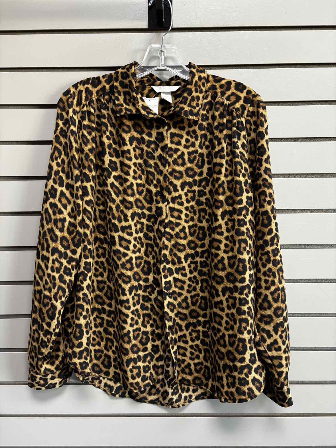 Women's Women Size M Brown H & M Cheetah Long Sleeve Shirt