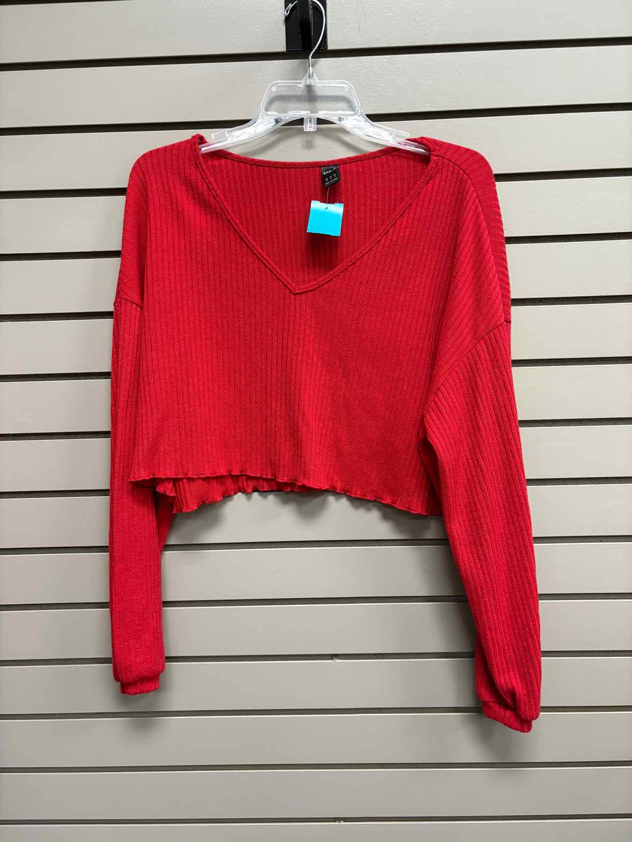 Women's Women Size XL Red Unknown Long Sleeve Shirt