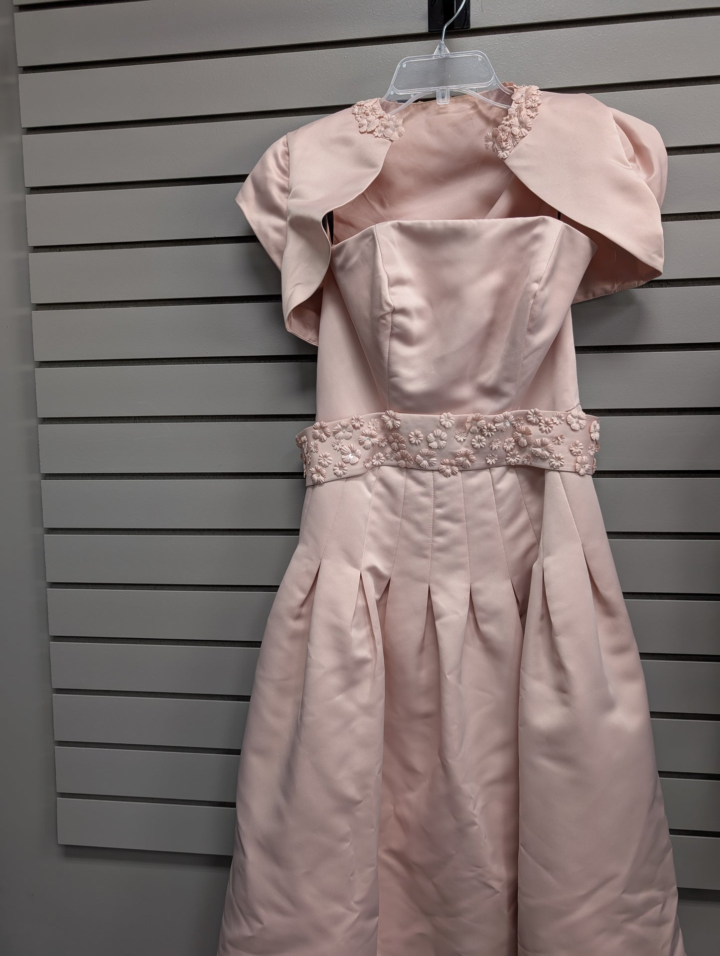 Women's Size 8 Light Pink Unknown Sleeveless Above Knee Dress