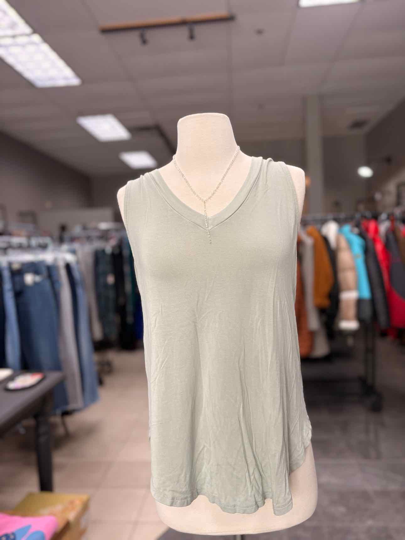 Women's Women Size S Light Green MTS V-Neck Tank Shirt