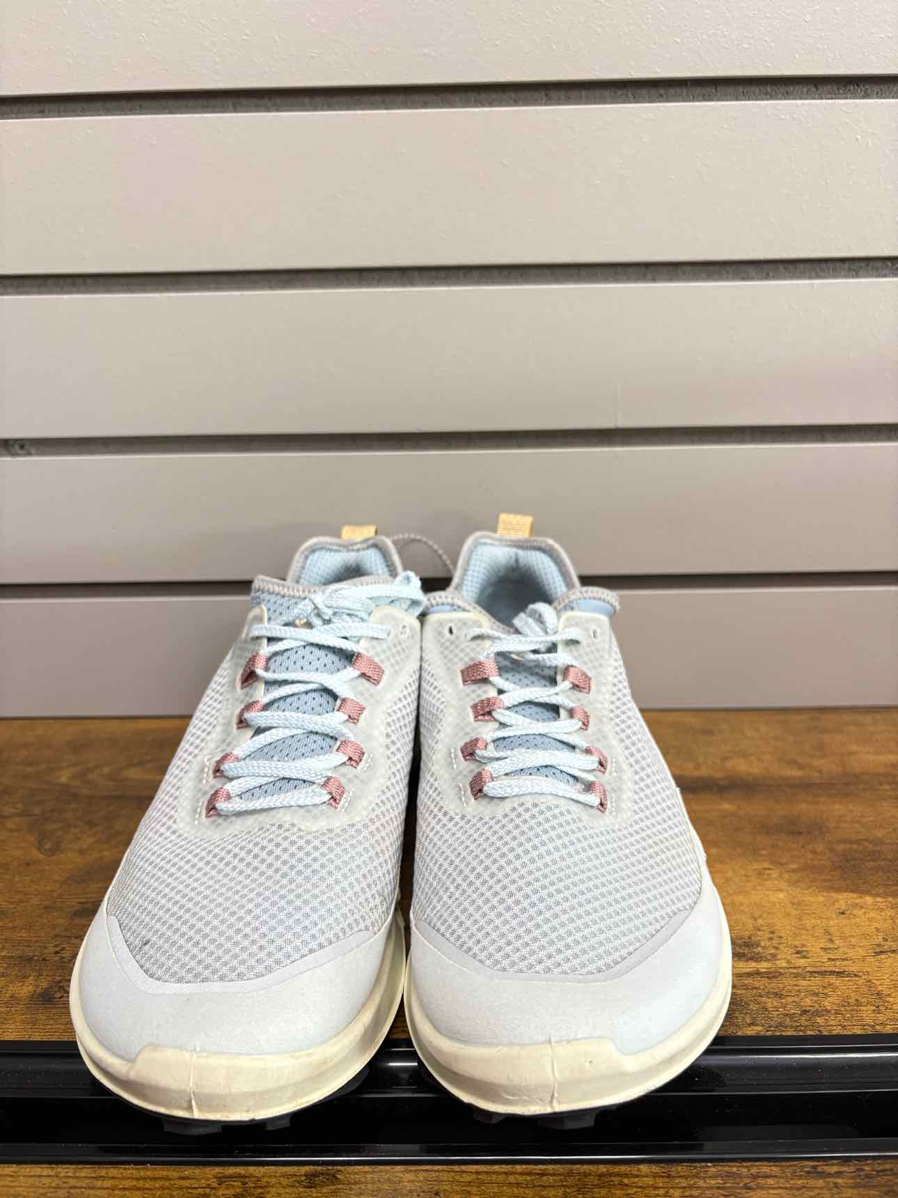 Women's W Shoe Size 9.5 Light Blue Ecco Sneaker