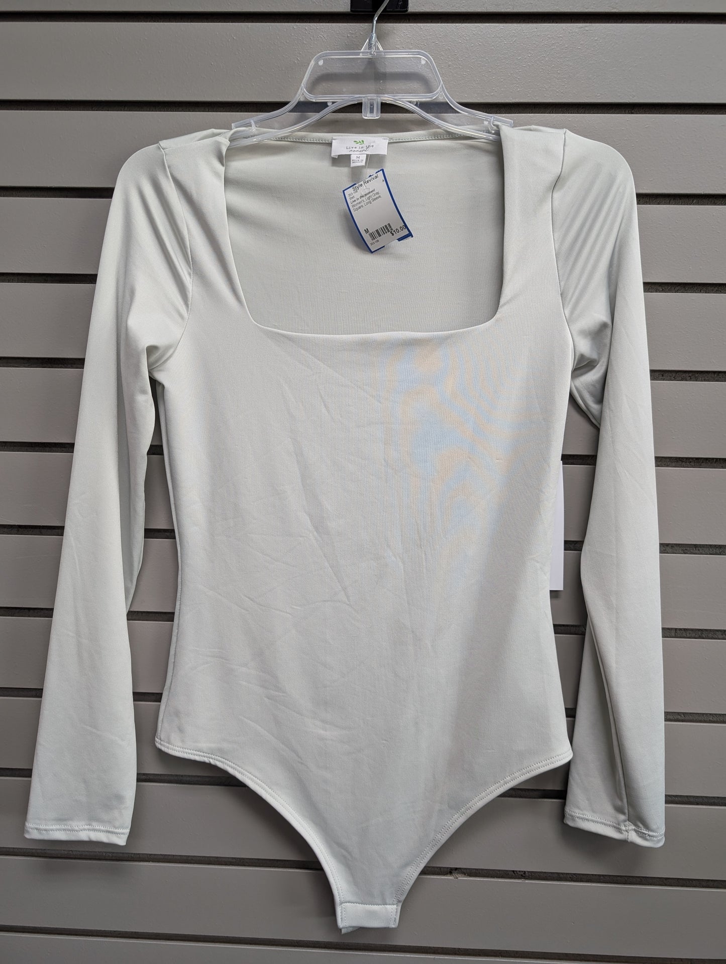 Women's Women Size M Light Gray Live in the moment Square Long Sleeve Shirt