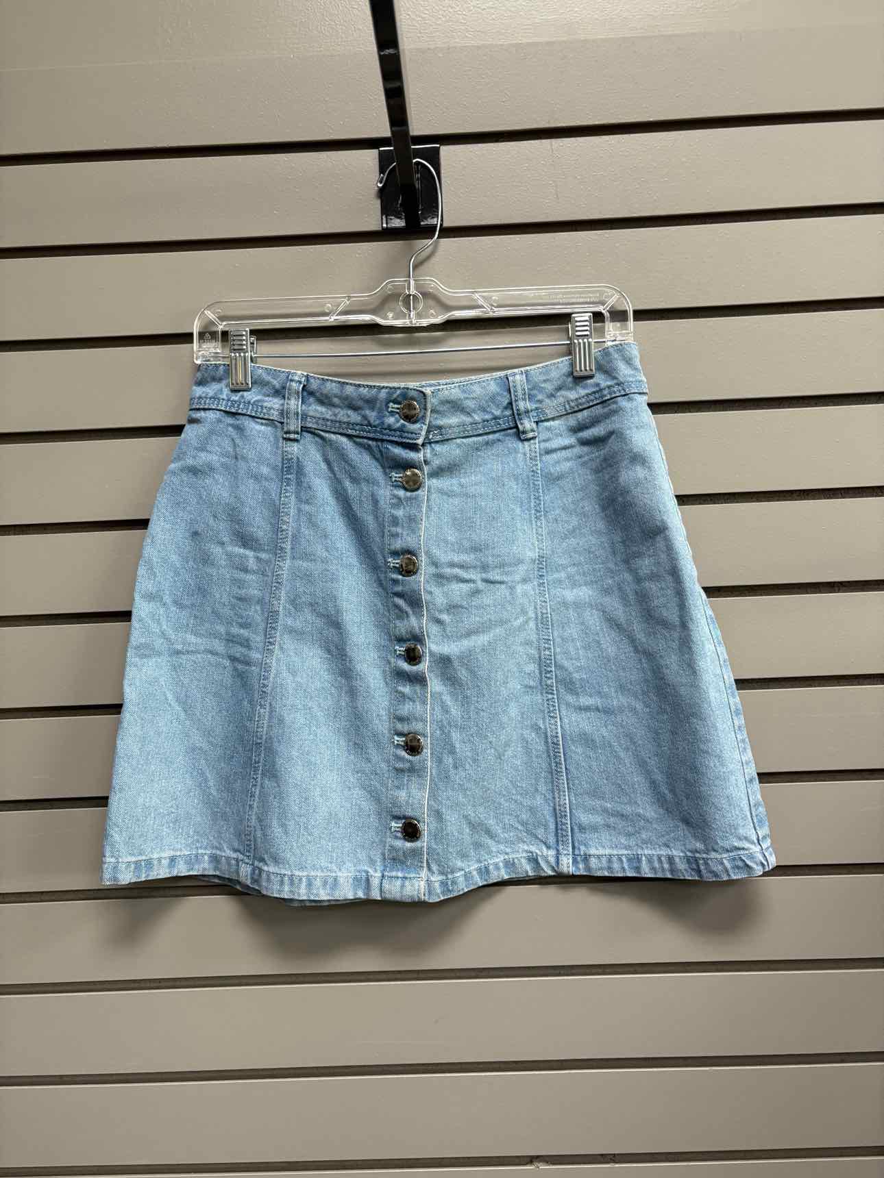 Women's Waist Size 10 Divided Light Blue Above Knee Skirt