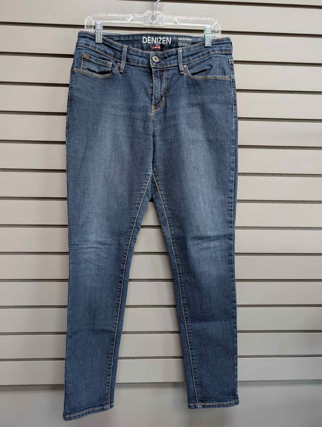 Women's Waist Size 12 Denizen Blue Jean