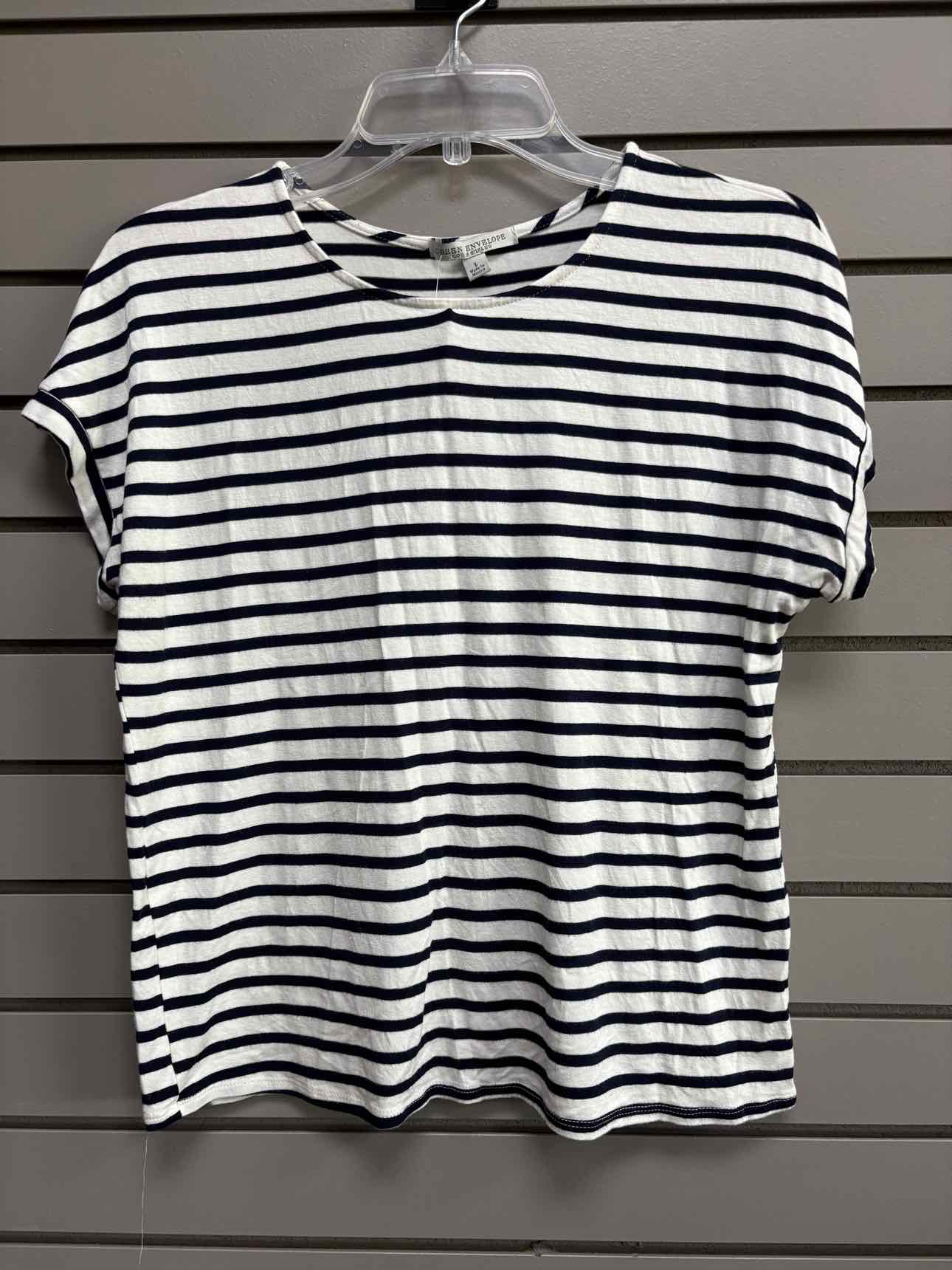 Women's Women Size L Black & White Green Envelope Stripe V-Neck Shirt
