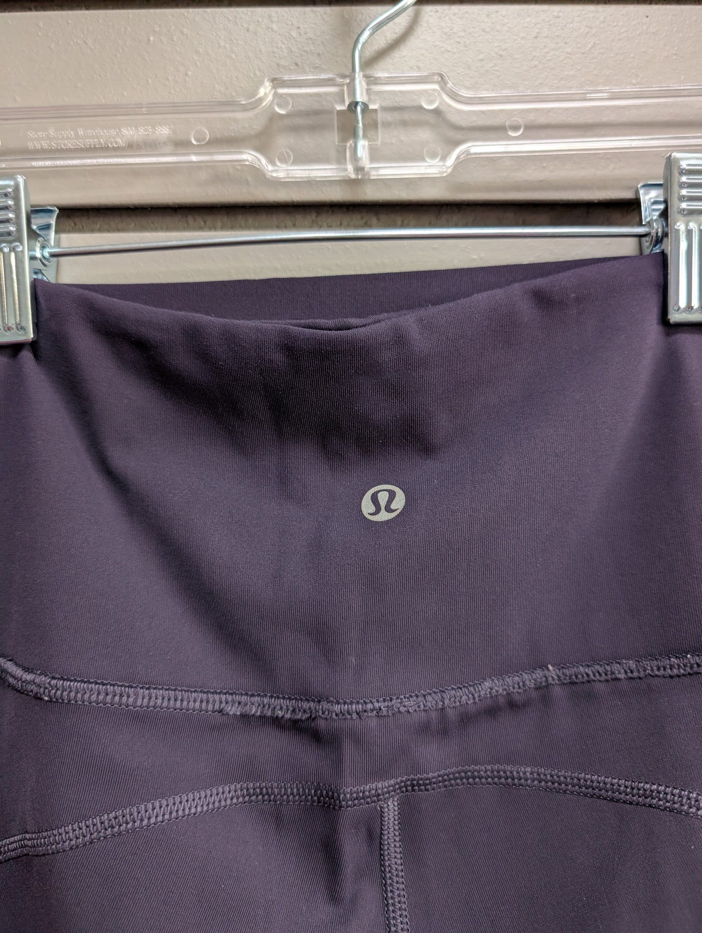 Women's Women Size 2 Lululemon Navy Capri Legging