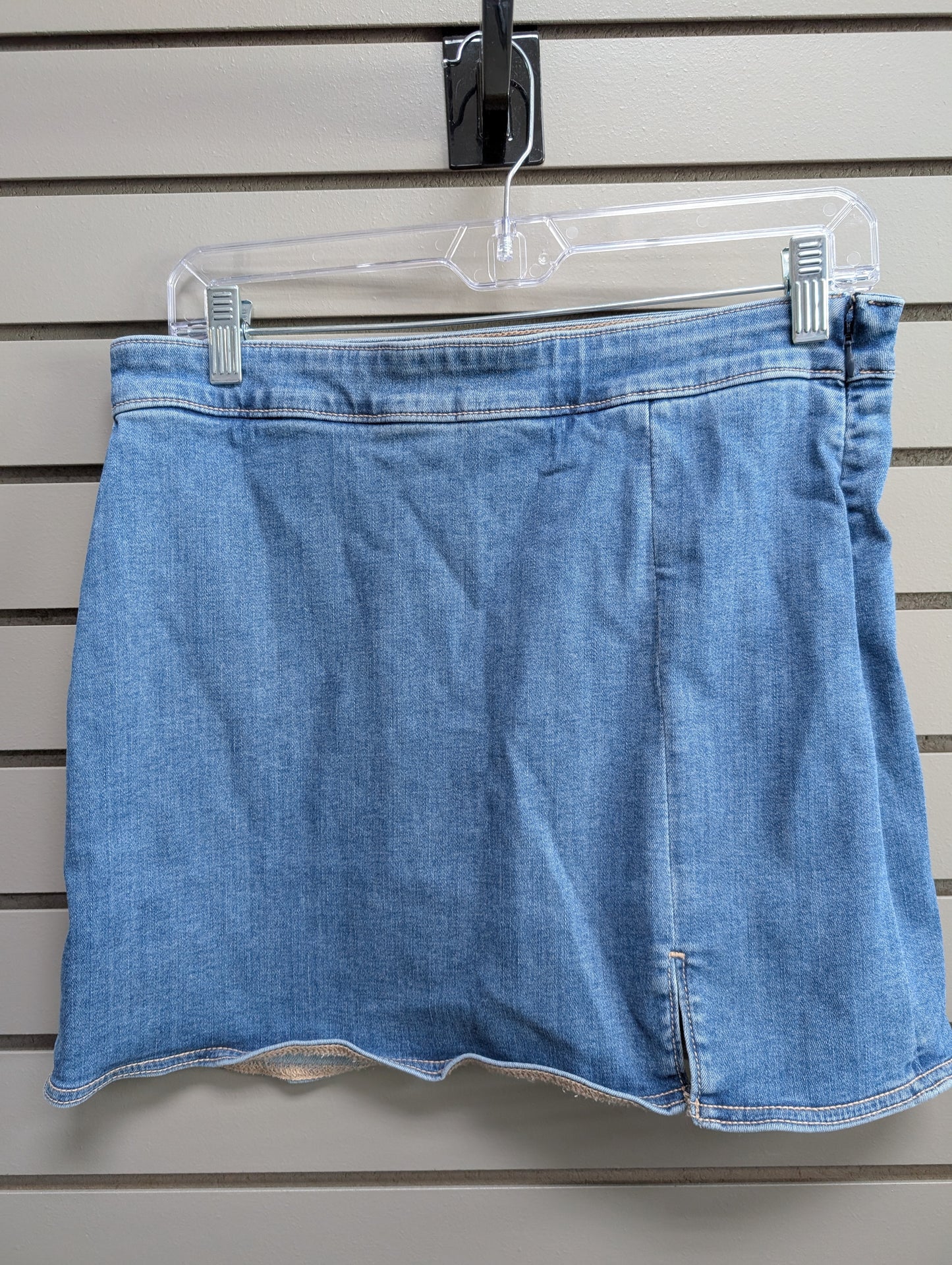 Women's Waist Size 6 American Eagle Blue Above Knee Skirt