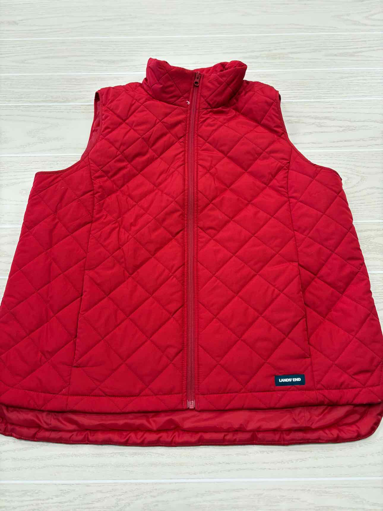 XL Lands' End Red Vest