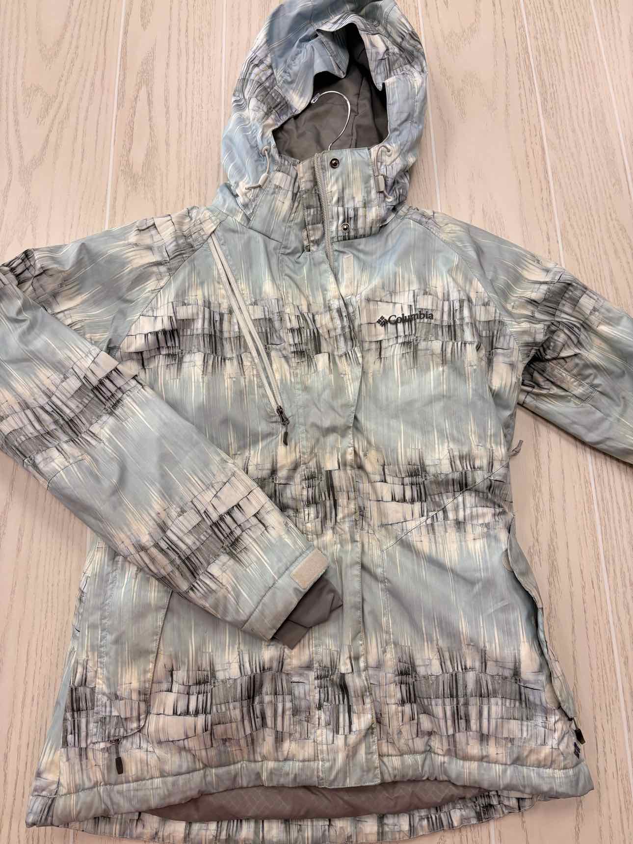 Girl's Child Size M Columbia Mint Winter Jacket