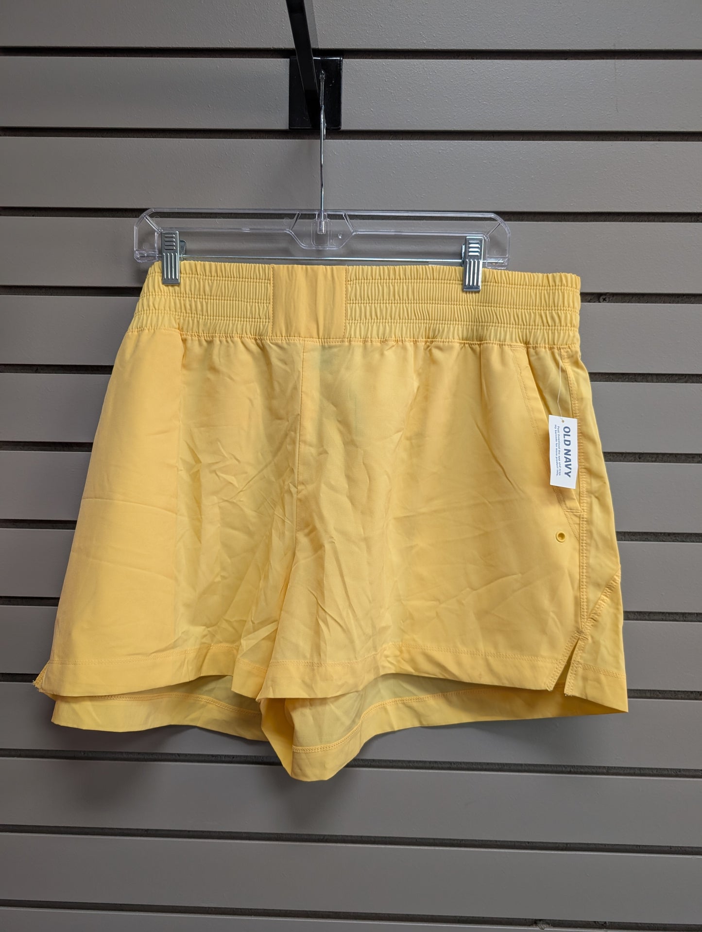 Women's Women Size XL Old Navy Yellow Short