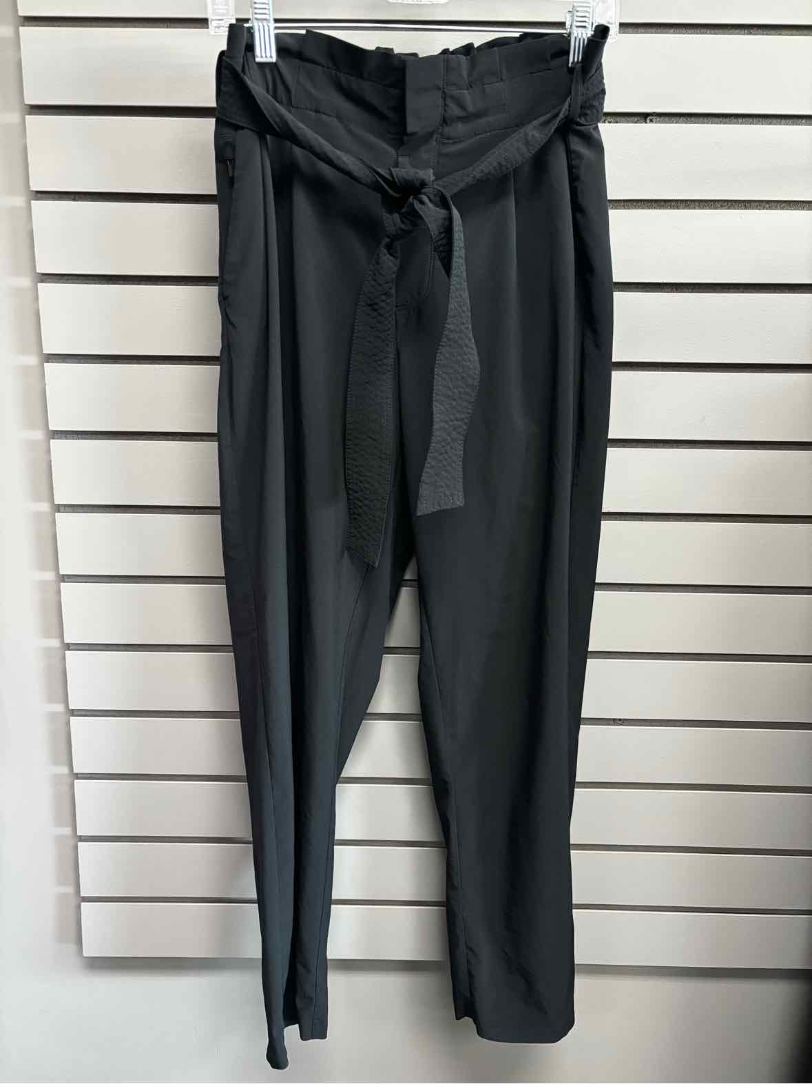 Women's Women Size 8 Athleta Black Pant