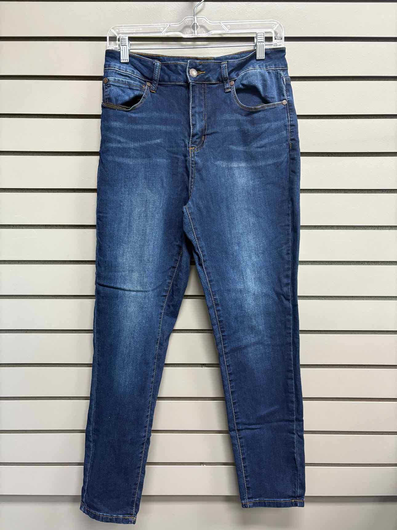 Women's Waist Size 8 tahari Dark Blue Jean