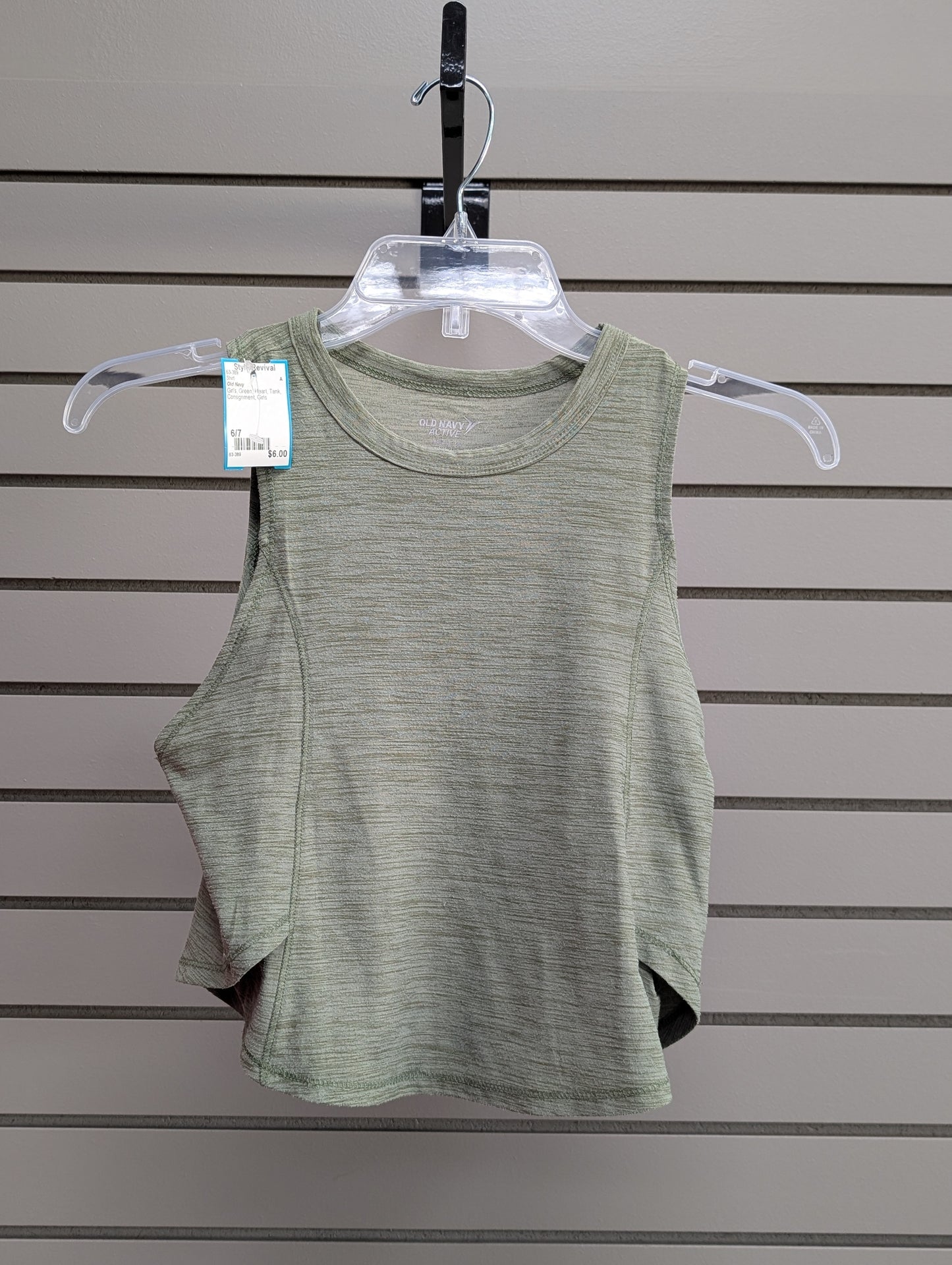 Girl's Child Size 6/7 Old Navy Green Heart Tank Shirt