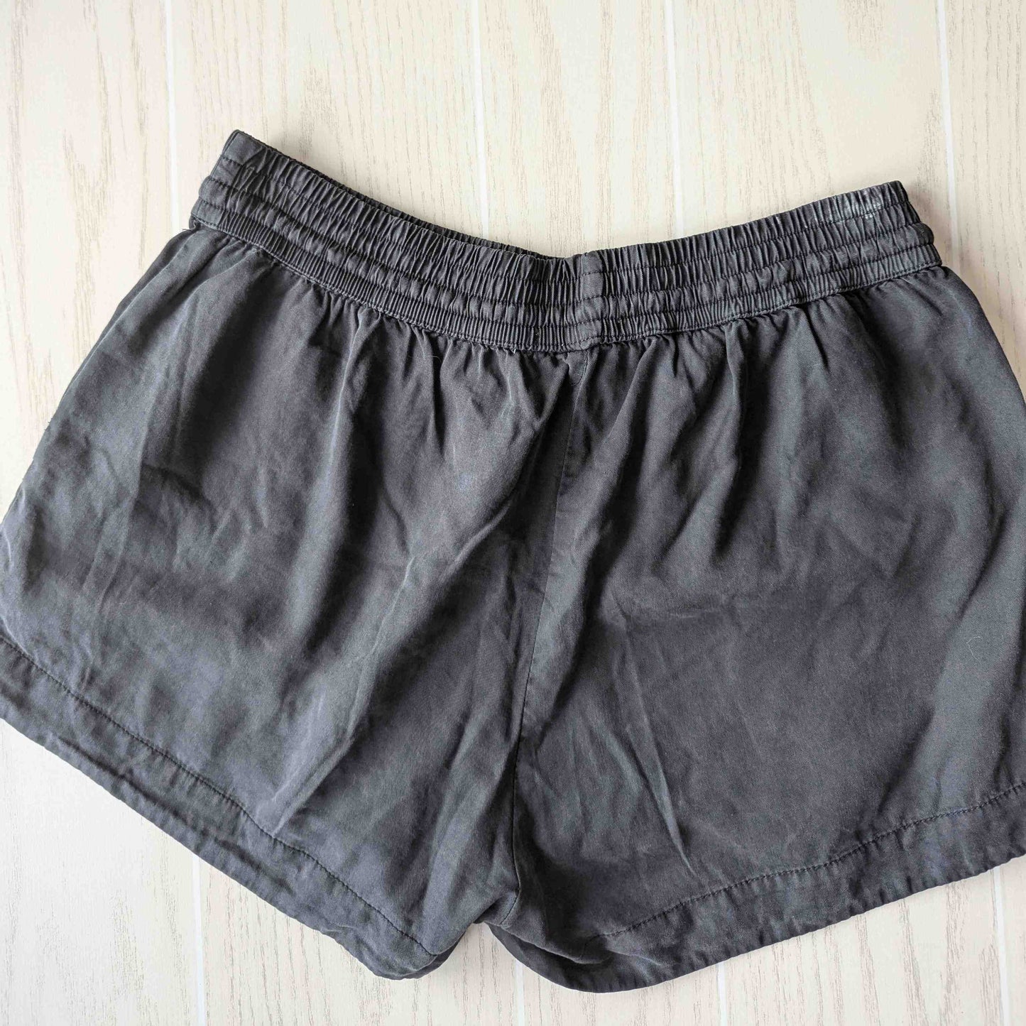 Women Size M Staccato Charcoal Short