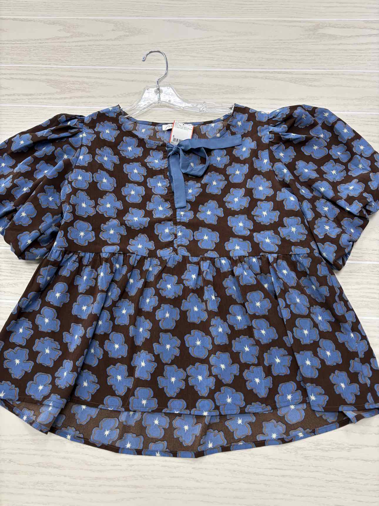 Women Size S Brown She + Sky Floral Short Sleeve Blouse