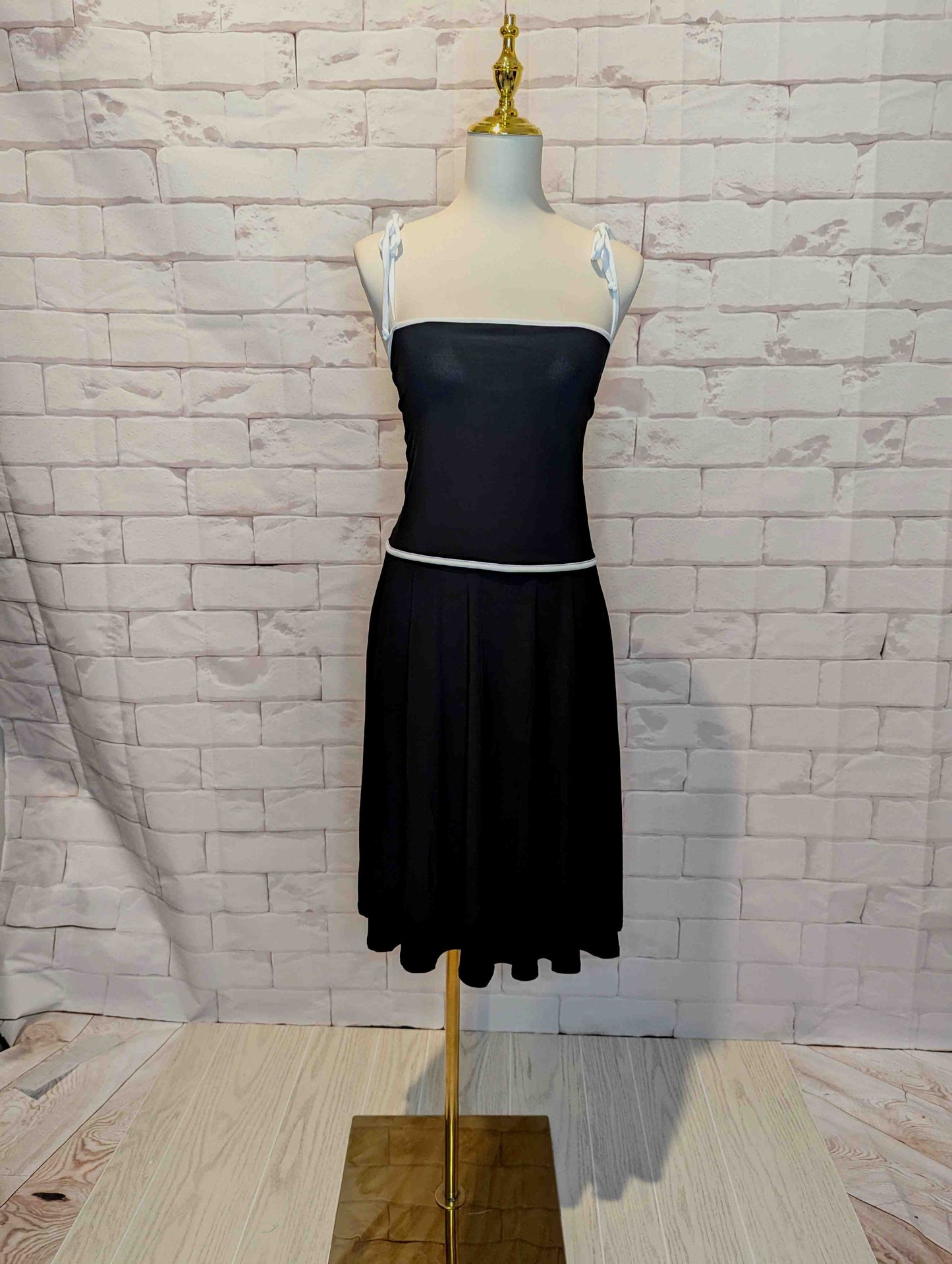 Plus Black and White Tie Strap Dress