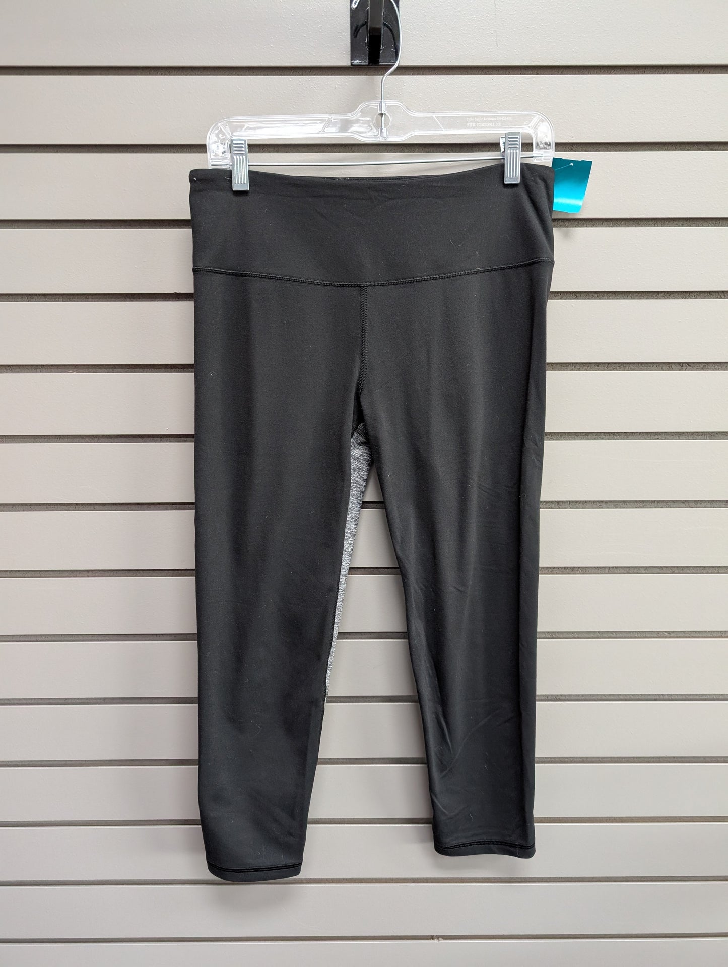 Women's Women Size M Victoria Secret Black Heathered Capri Legging