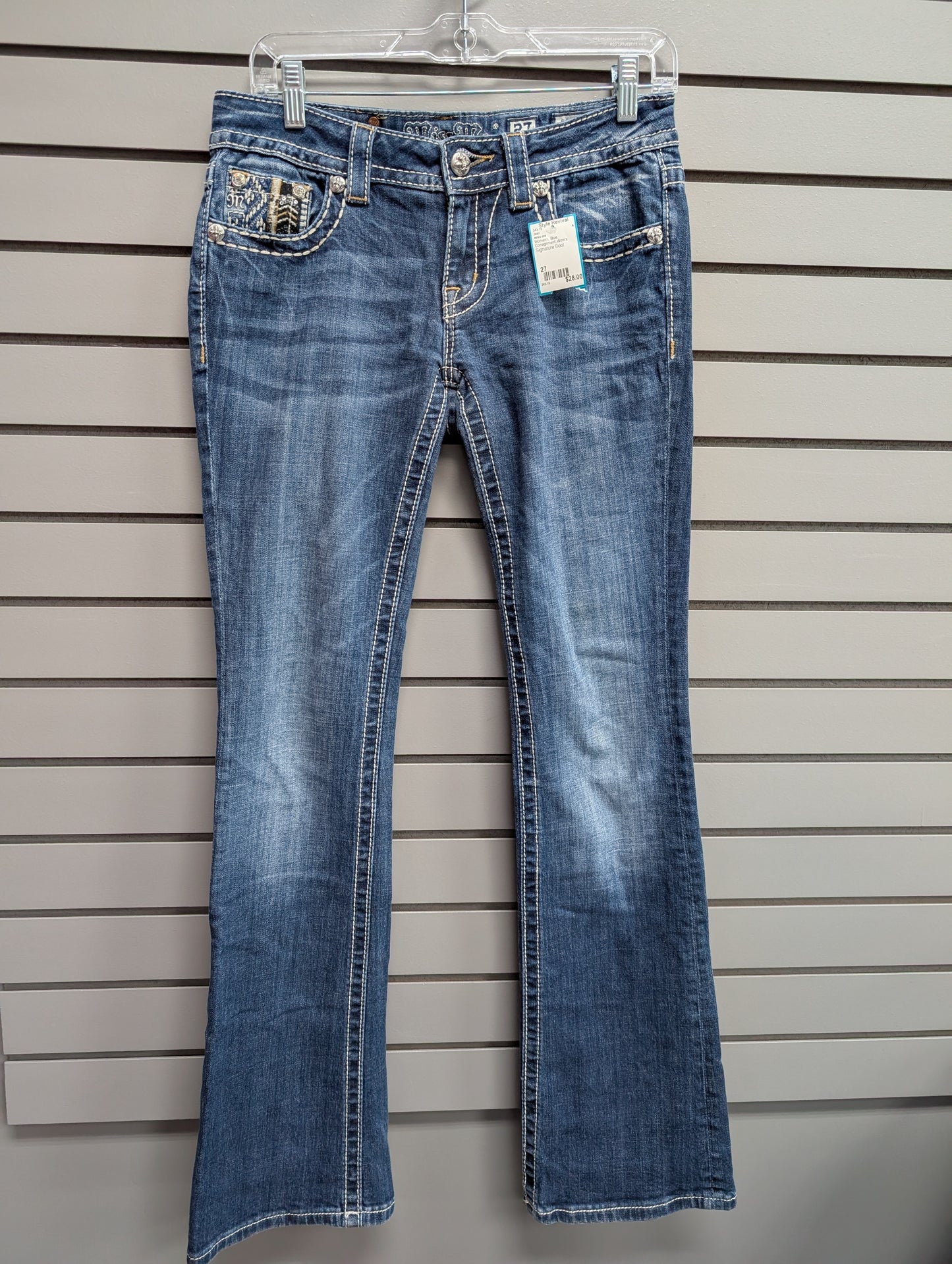 Women's Waist Size 27 miss me Blue Jean