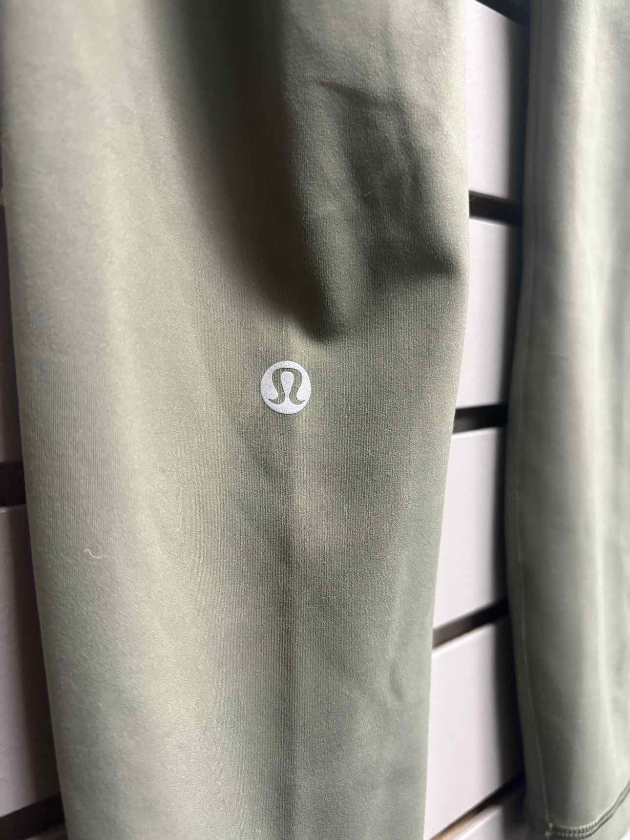 Women's Women Size 4 Lululemon Army Green Legging