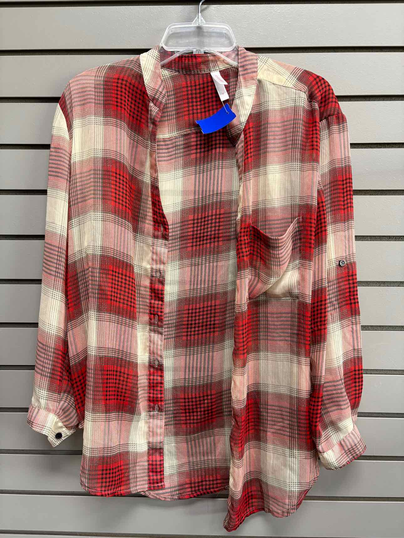 Women's Women Size M Red xhilaration Plaid Long Sleeve Shirt