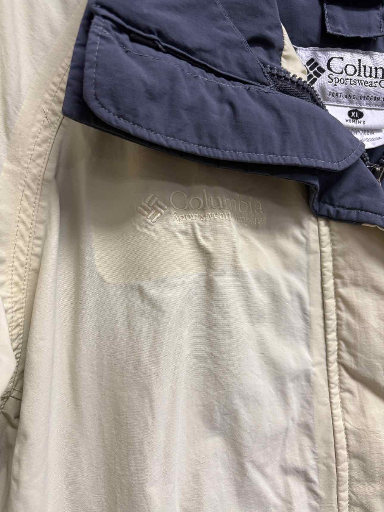 Women's Women Size XL Columbia Cream Jacket