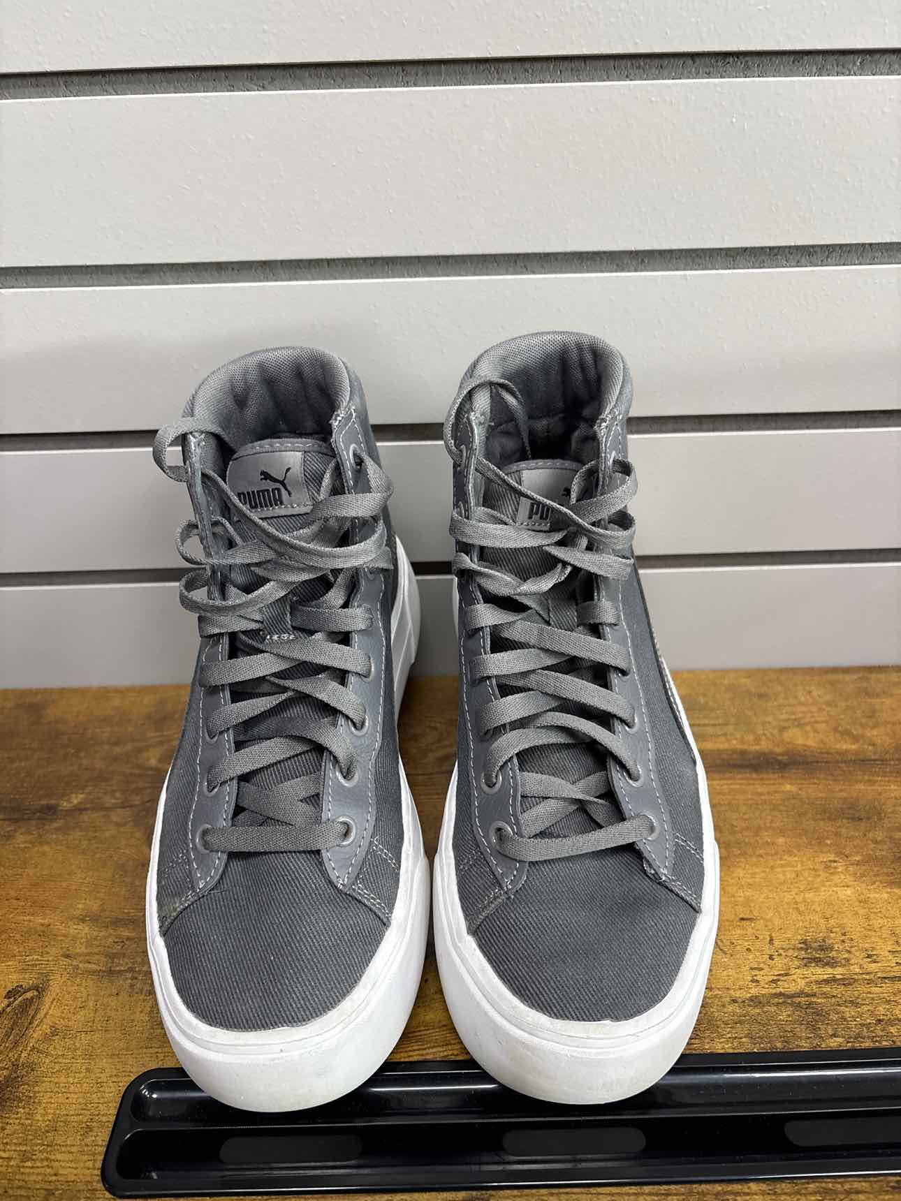 Women's W Shoe Size 8 Gray Puma Sneaker