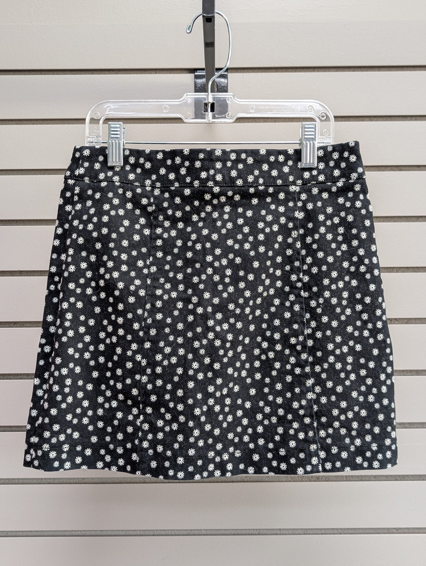 Women's Waist Size S Forever 21 Black Floral Above Knee Skirt