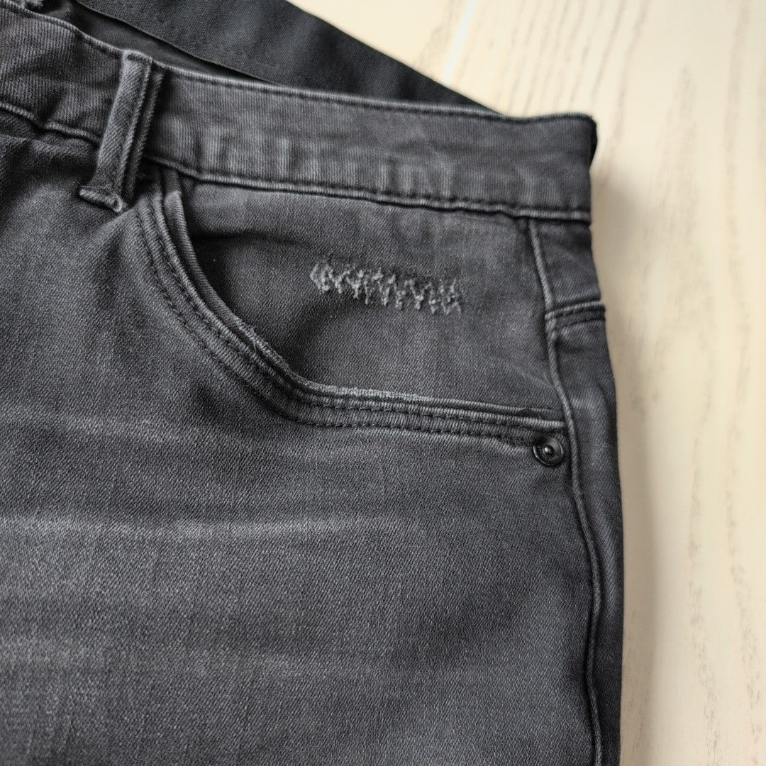 Women's Waist Size 10 Mac and Me Black Casual Jean