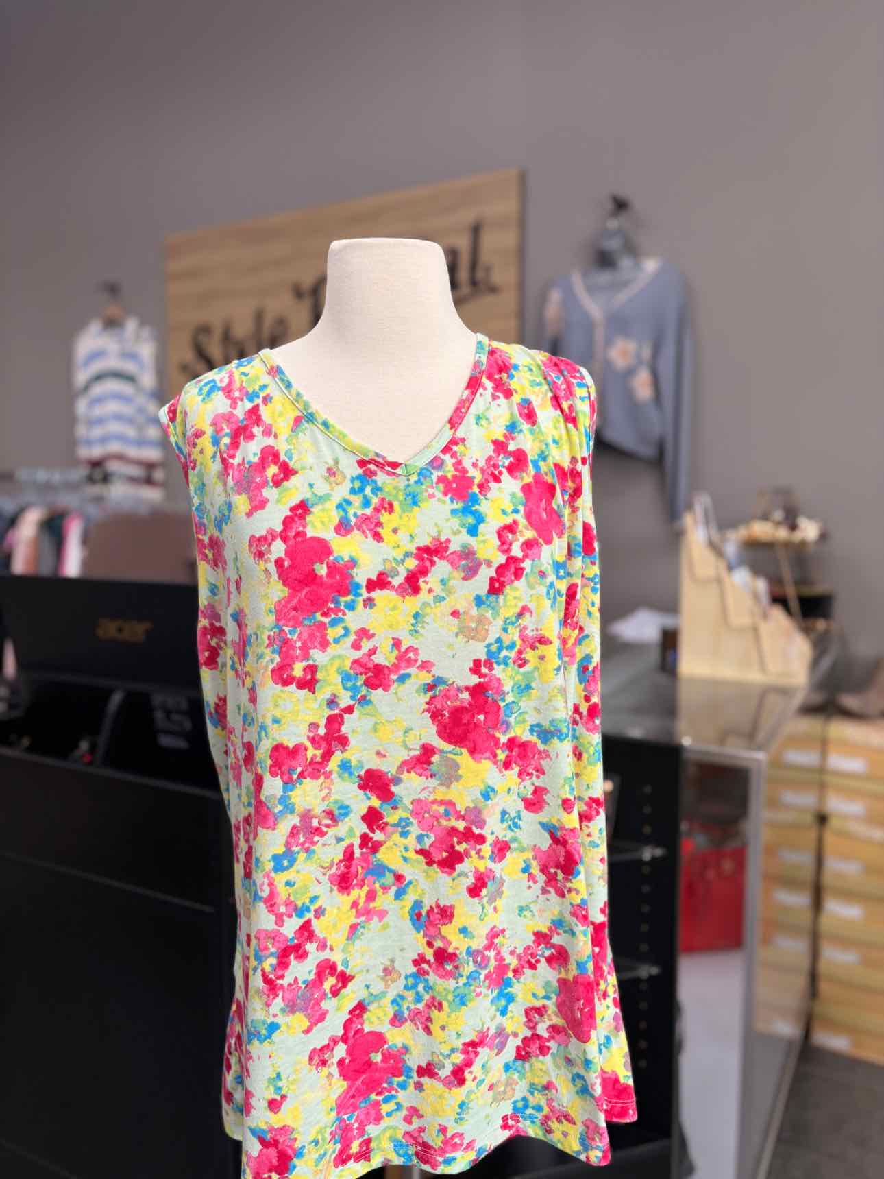 Women's Women Size 3X Multi-Color Michelle Mae Tank Shirt