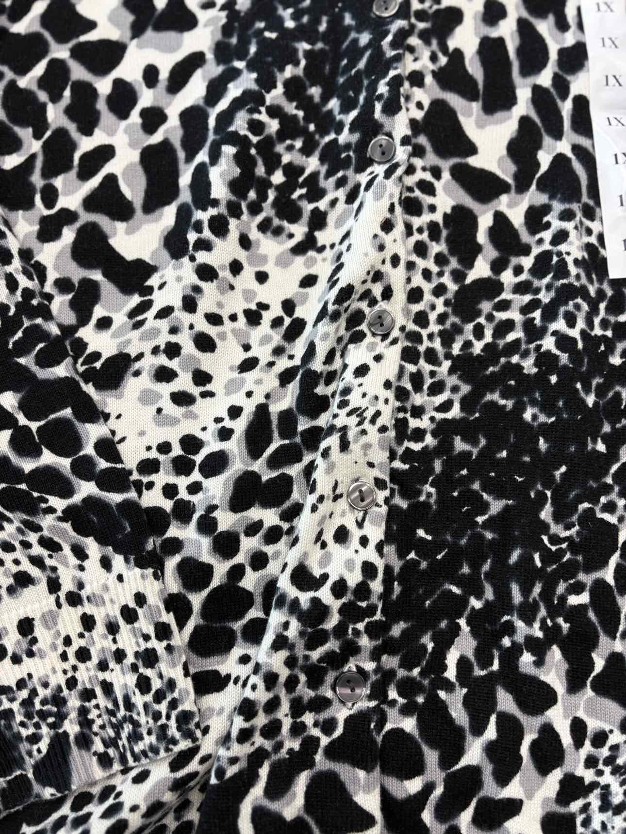 Women Size 1X Croft & Barrow Black & Cream Animal Print NWT Cardigan