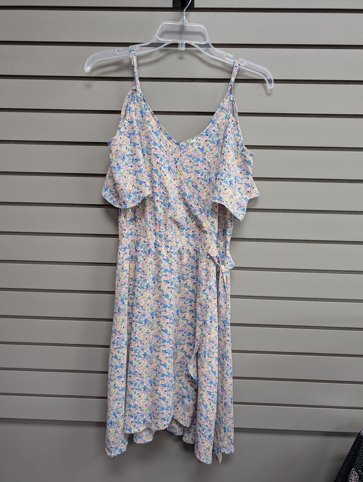 Women's Size M Multi-Color Sienna Sky Tank Floral Midi Dress