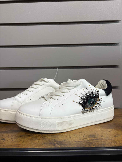 Women's W Shoe Size 9 White Kurt Geiger Sneaker