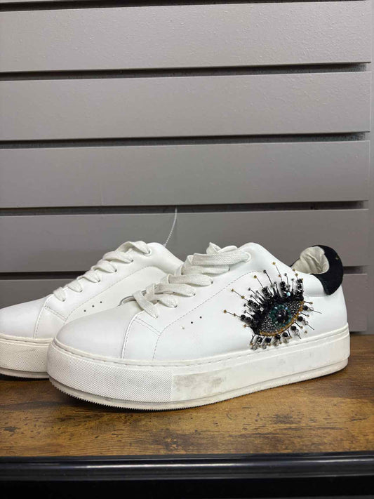 Women's W Shoe Size 9 White Kurt Geiger Sneaker
