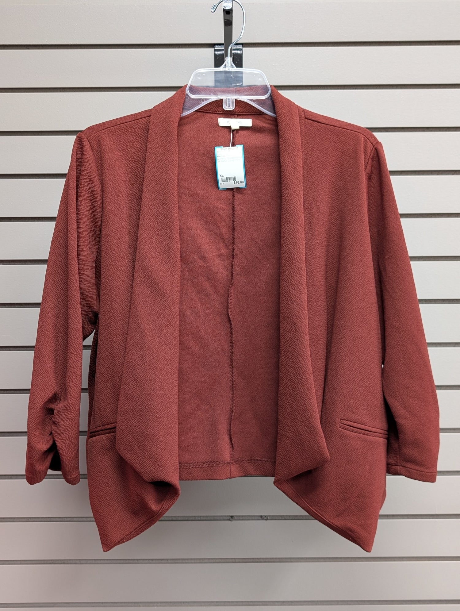 Wmn's Consignment - Jackets/Blazers