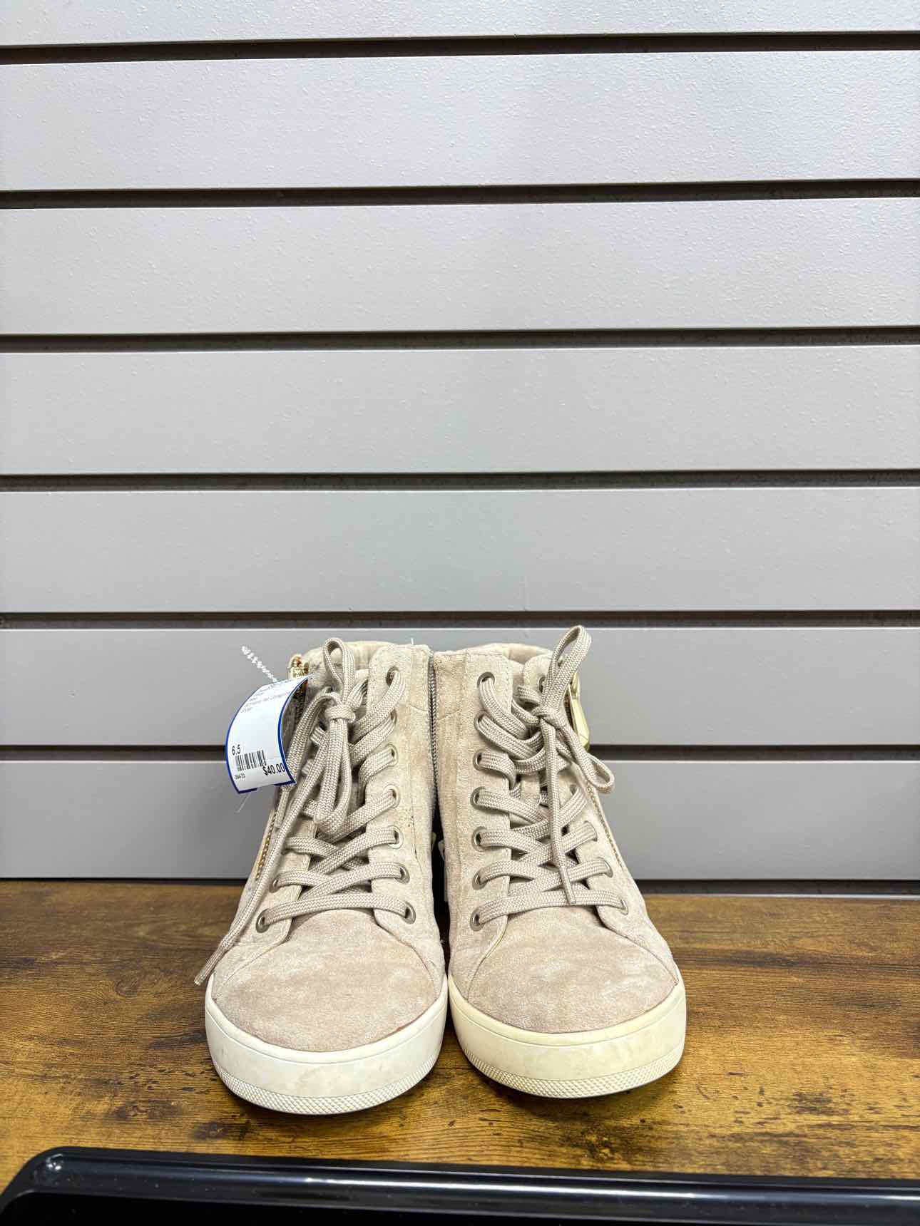 Women's W Shoe Size 6.5 Tan Aldo Wedge