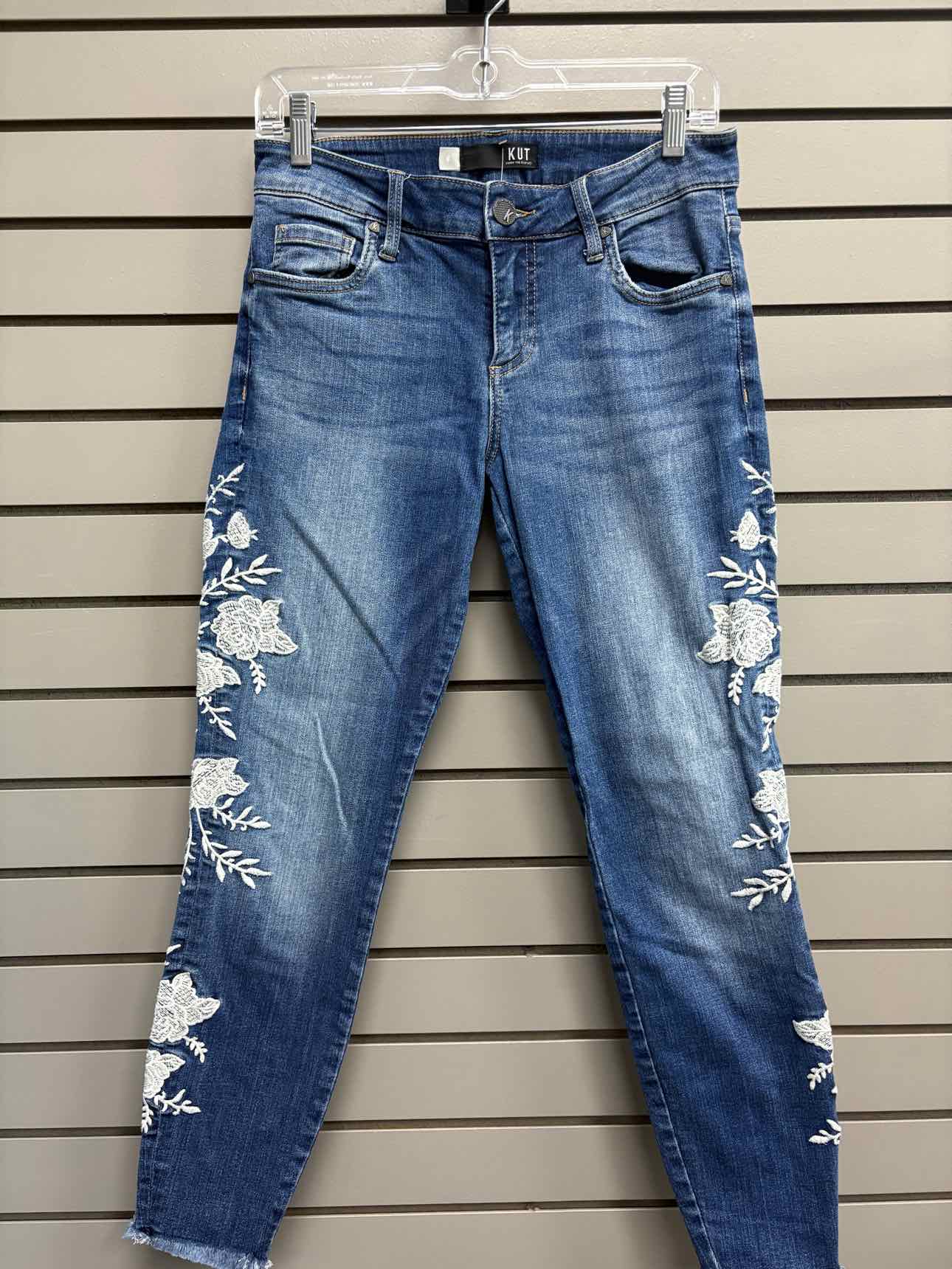 Women's Waist Size 6 KUT Blue Floral Jean