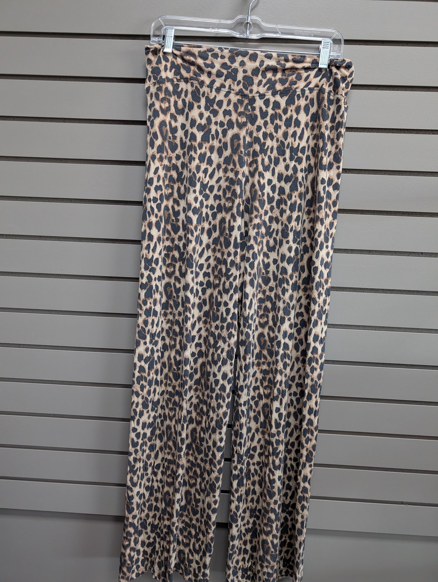 Women's Waist Size L Victoria Secret Brown Cheetah Wide Leg Pant