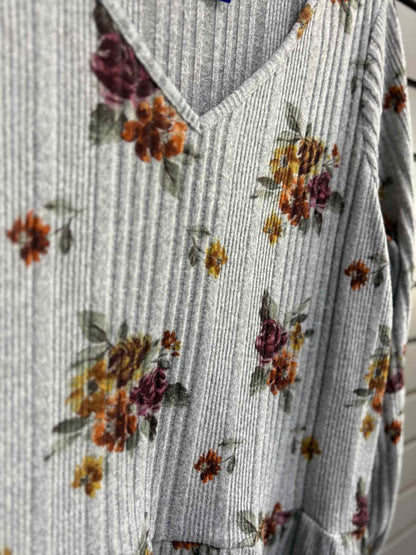 Women's Women Size 2X Gray Maurices Floral V-Neck Long Sleeve Shirt