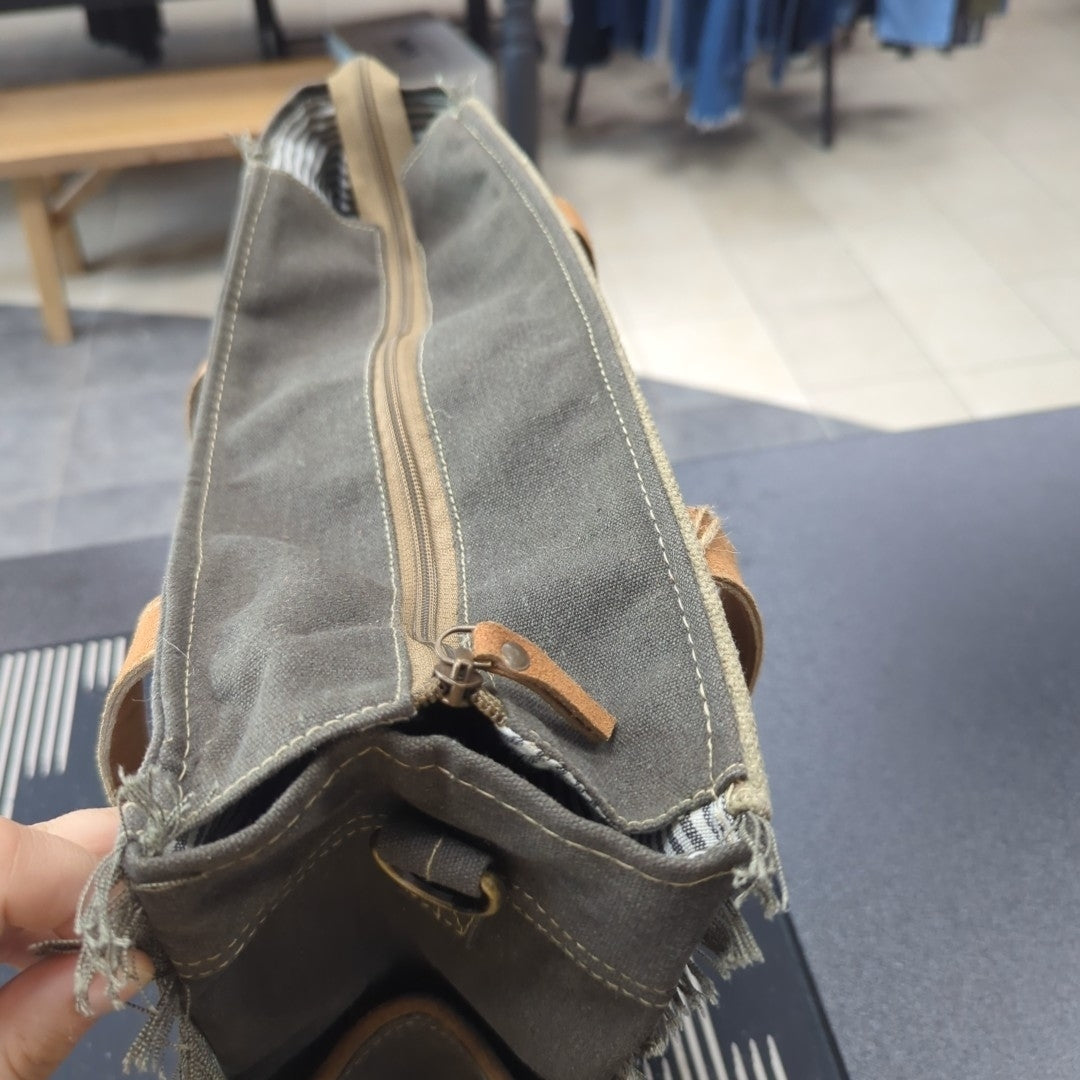 Clea Ray Rust Aztec Tote