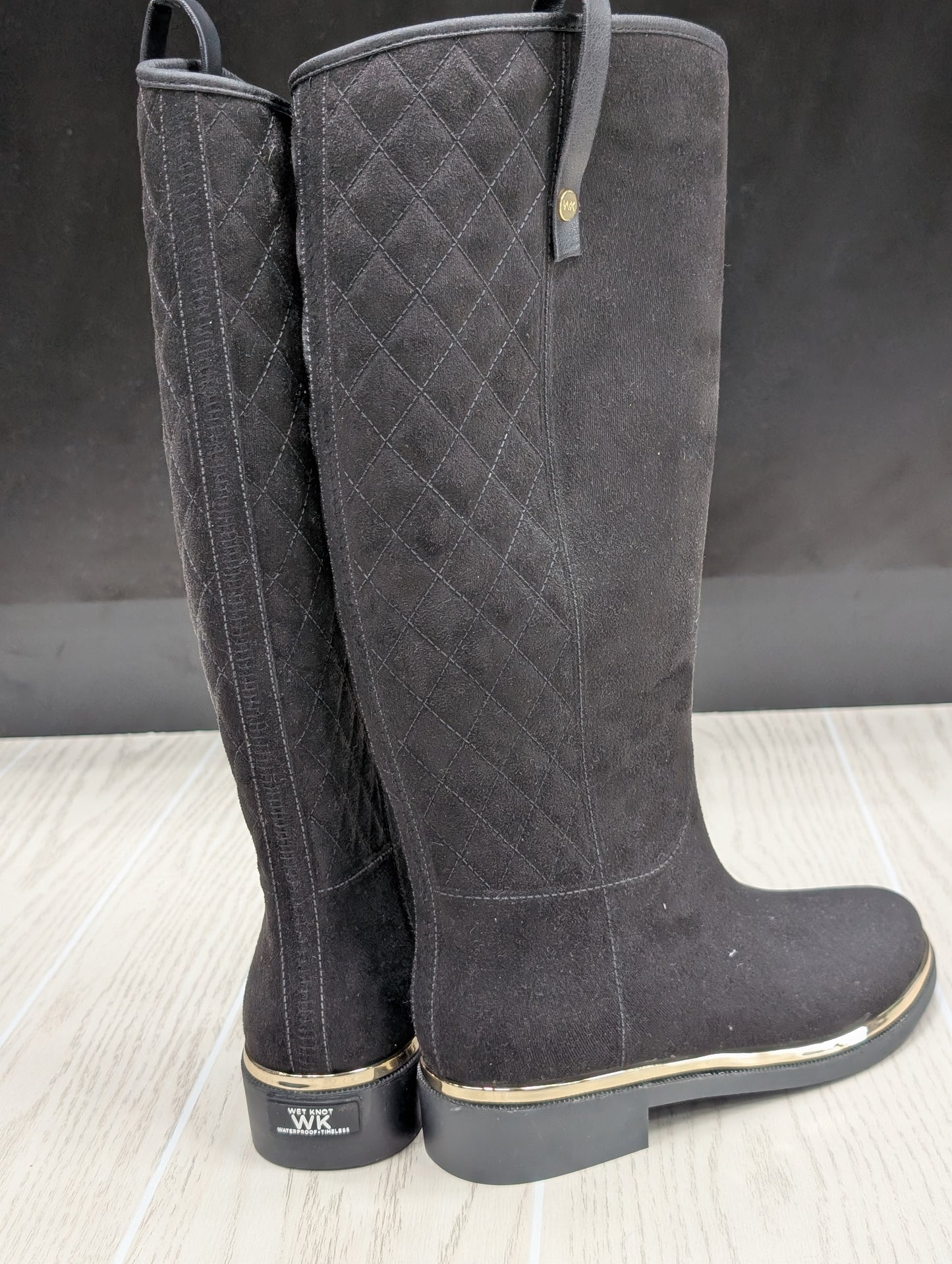 Size 8 Wet Knot Black Equus Boot