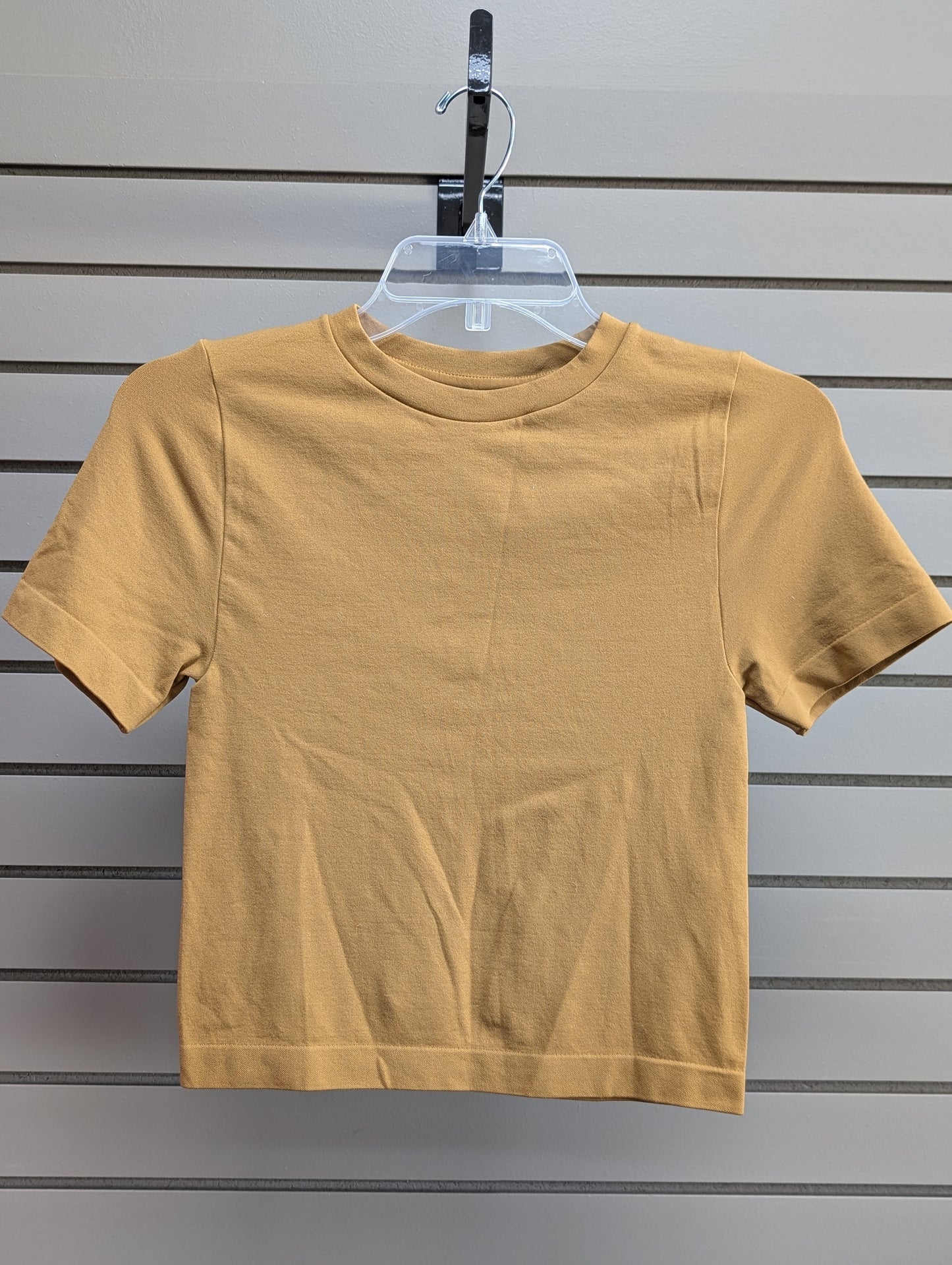 Women's Women Size S Mustard A New Day Short Sleeve Shirt