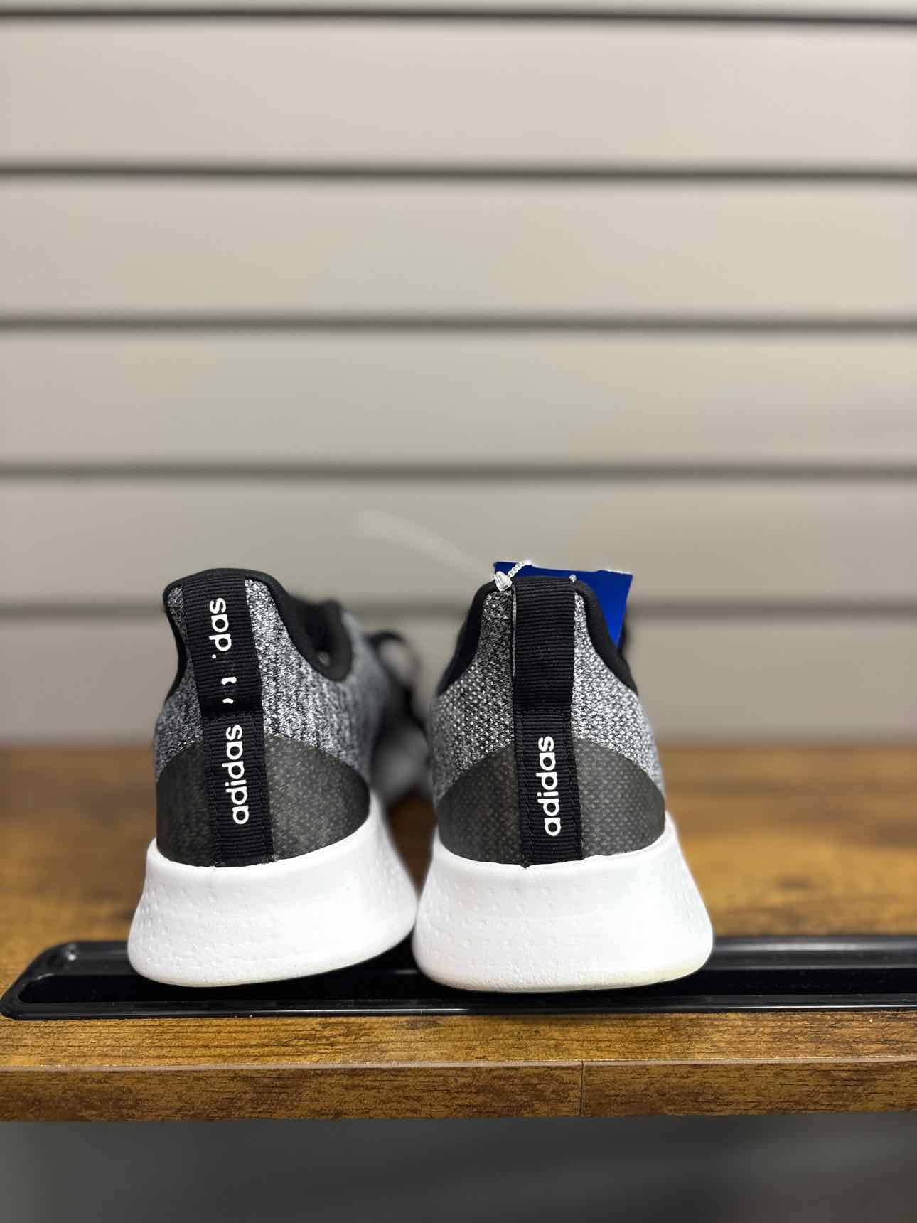 Women's W Shoe Size 9.5 Charcoal Adidas Sneaker