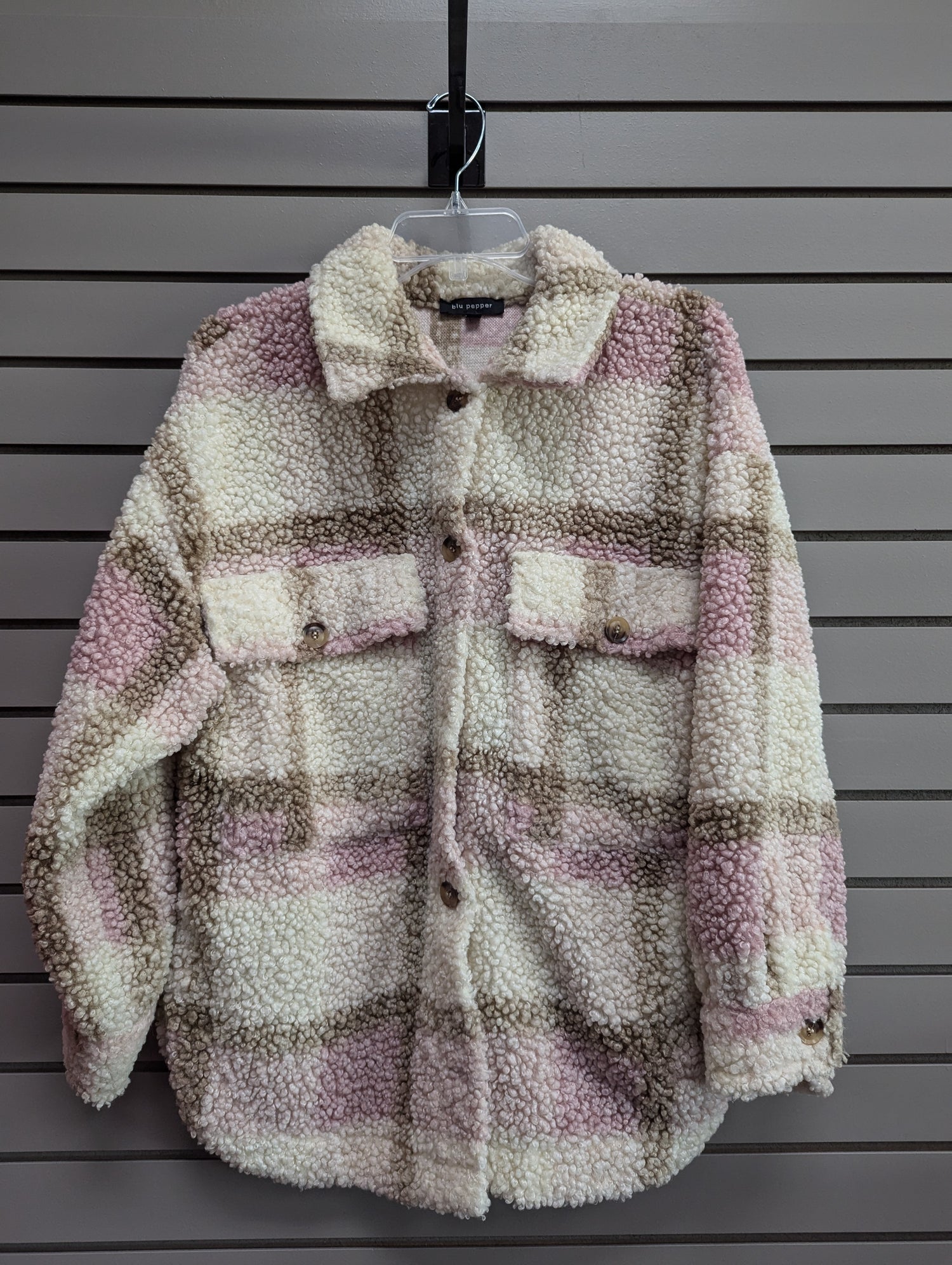 Wmn's Consignment - Outerwear