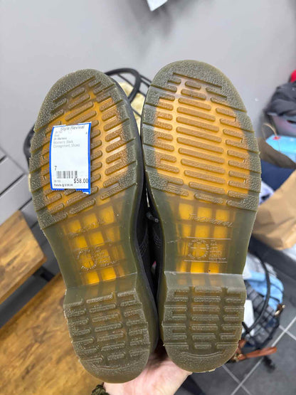 Women's W Shoe Size 7 Black Dr Martens Boot