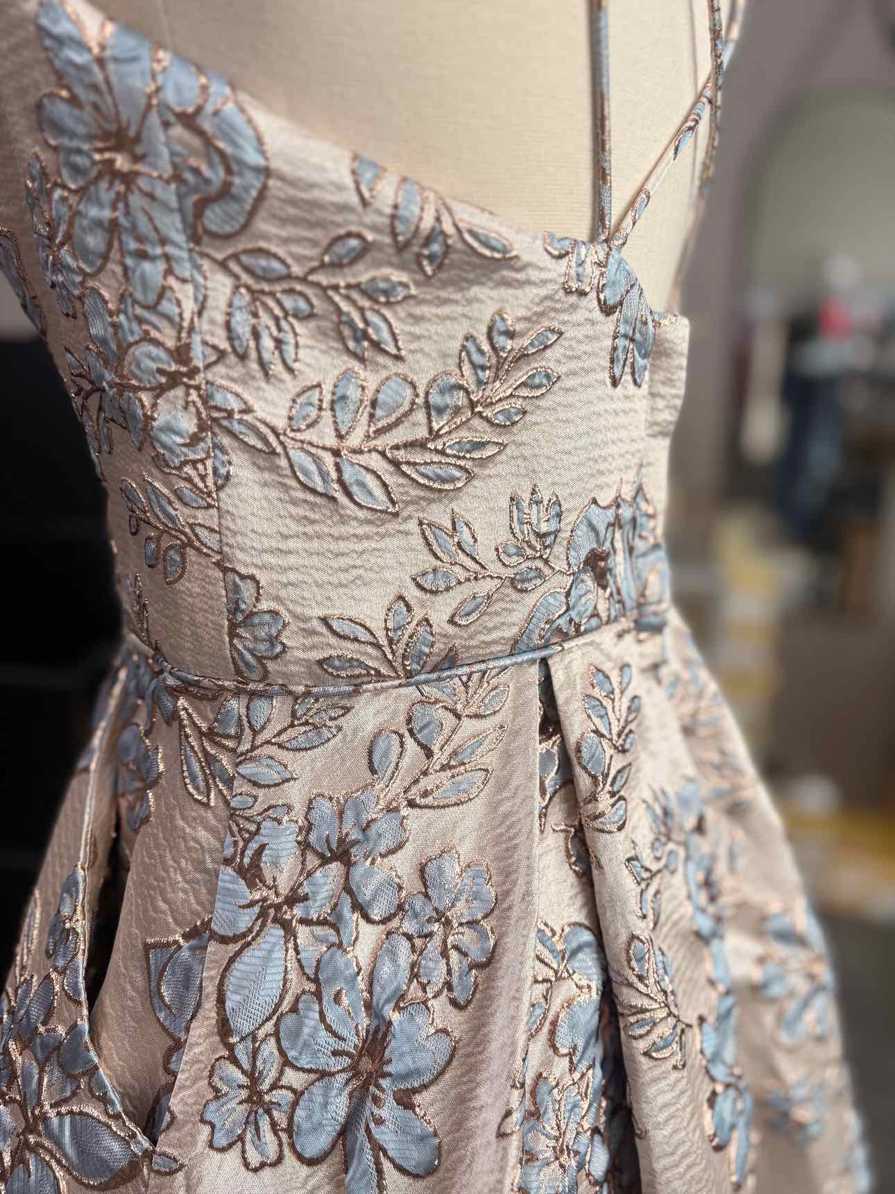 Women's Size 5 Rose Gold Macys Sleeveless Floral Maxi Dress