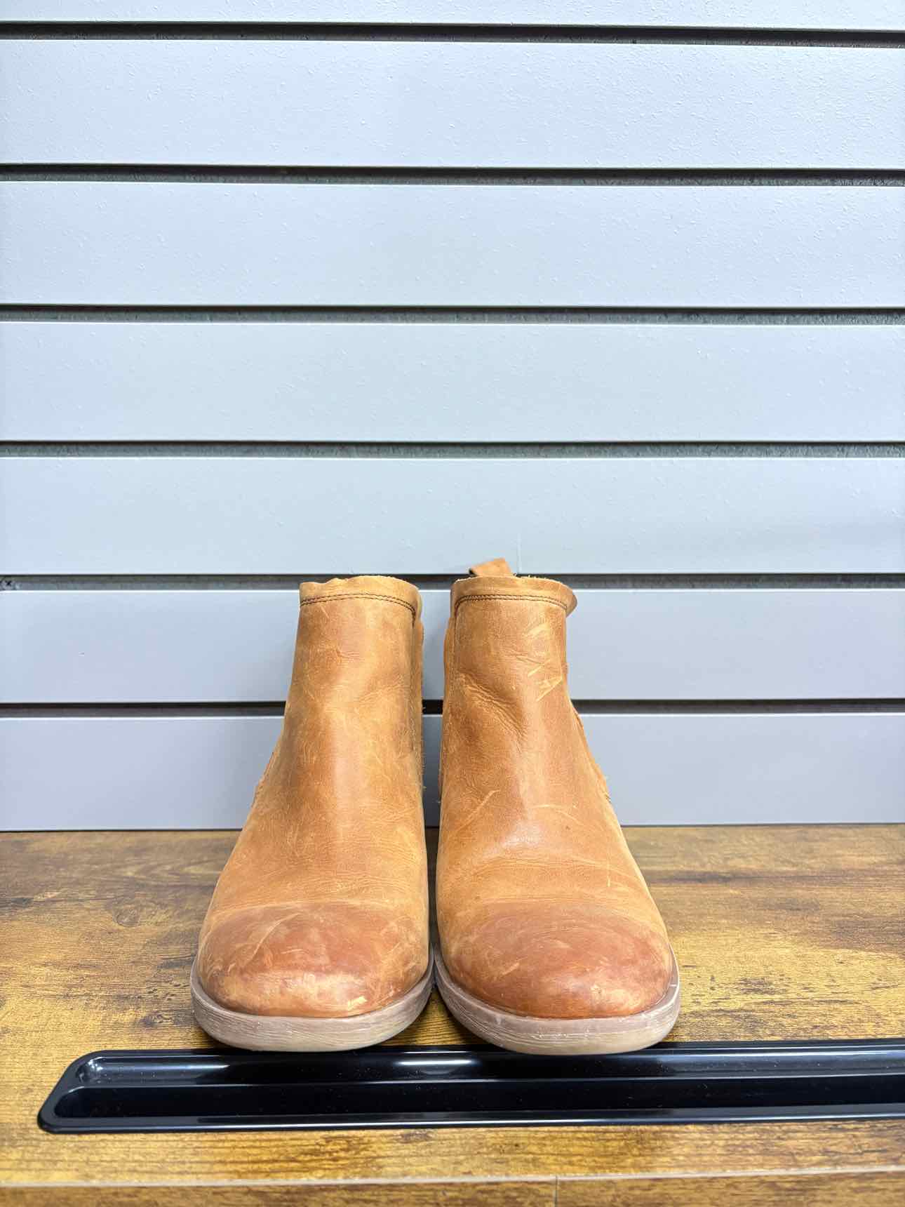 Women's W Shoe Size 9.5 Brown Korks Boot