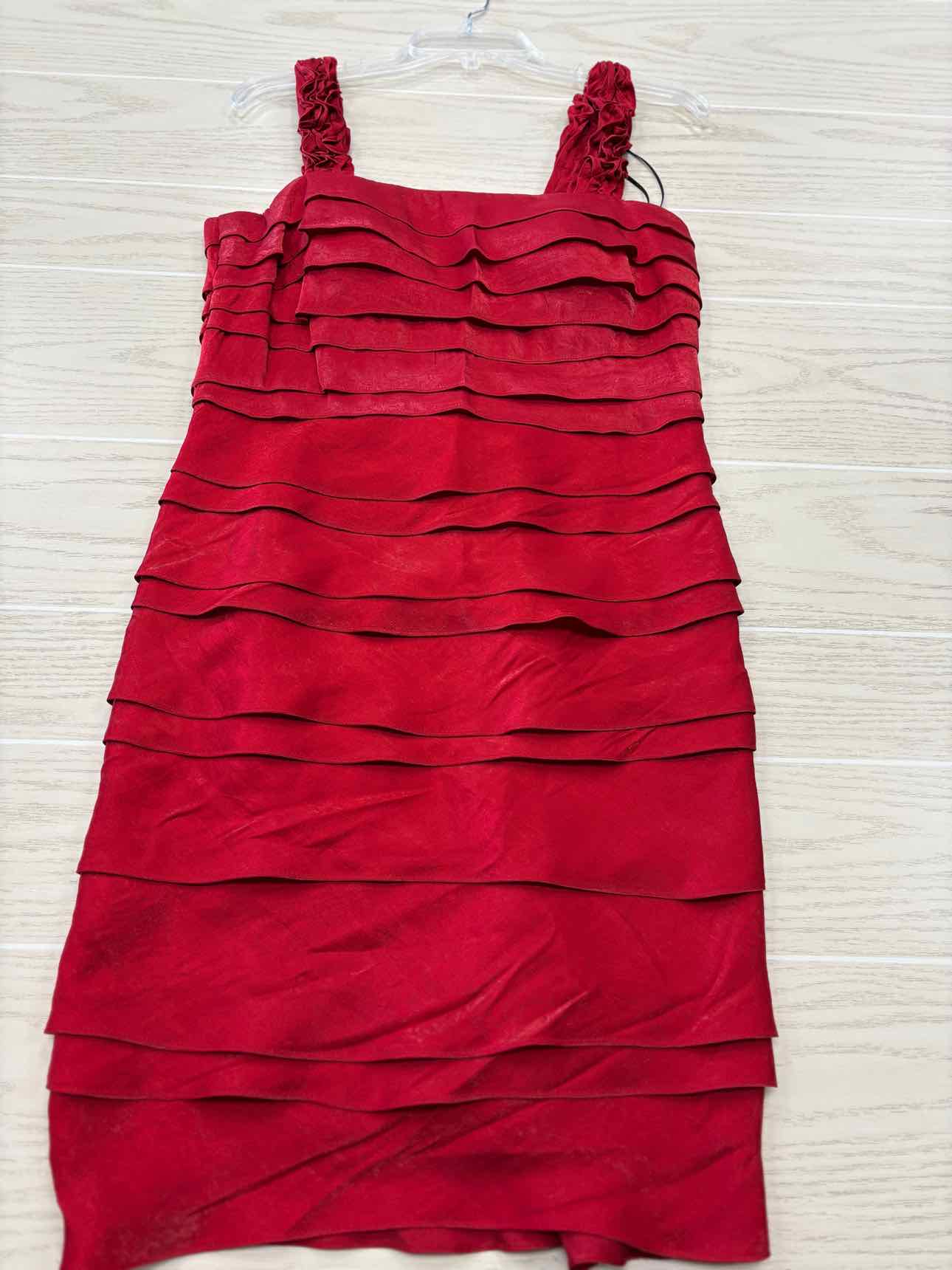 Women's Size 10 Red Dressbarn Tank Above Knee Dress