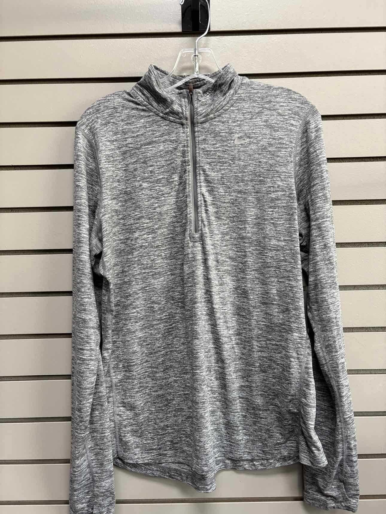 Women's Women Size M Nike Dark Gray Heathered 3/4 Zip Long Sleeve Top