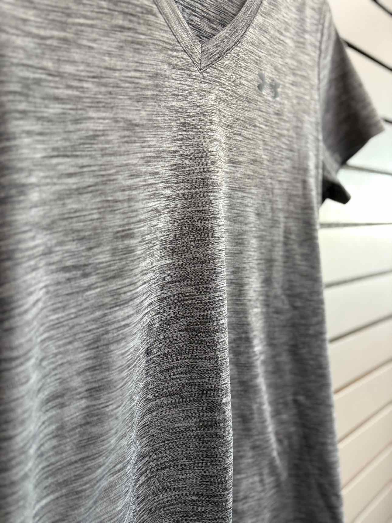 Women's Women Size M Gray Under Armour Short Sleeve Shirt